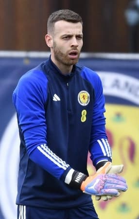 Angus Gunn